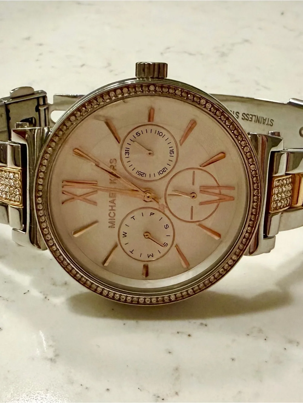 Michael Kors stylish michael
